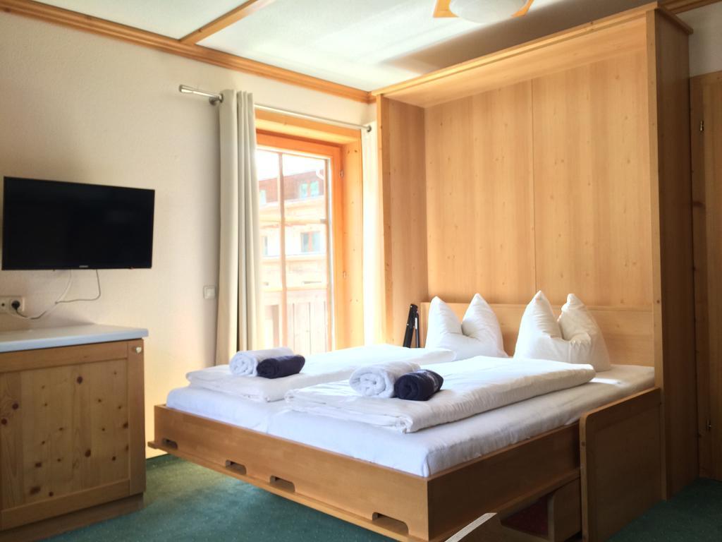 Haus Hannes Spiss Sankt Anton am Arlberg Exterior photo